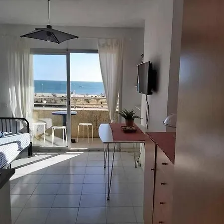 Apartamento Miami 402estudio Situado En Primera Linea De Mar Ampuriabrava